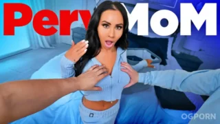 PervMomA MILF Worth Fighting For
