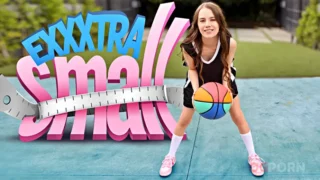 ExxxtraSmallPetite Dunk