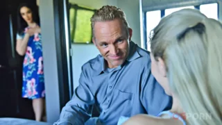 Family StrokesStepdad Took My Virginity